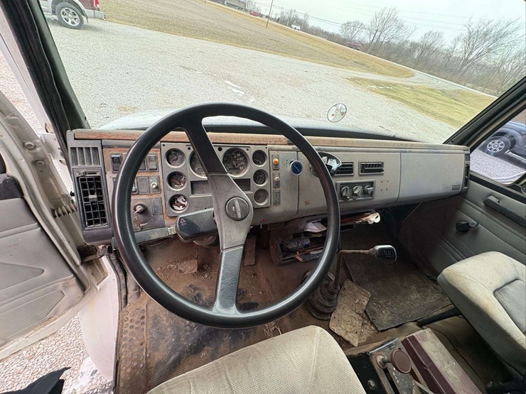 1996-freightliner-dump-truck-image-24
