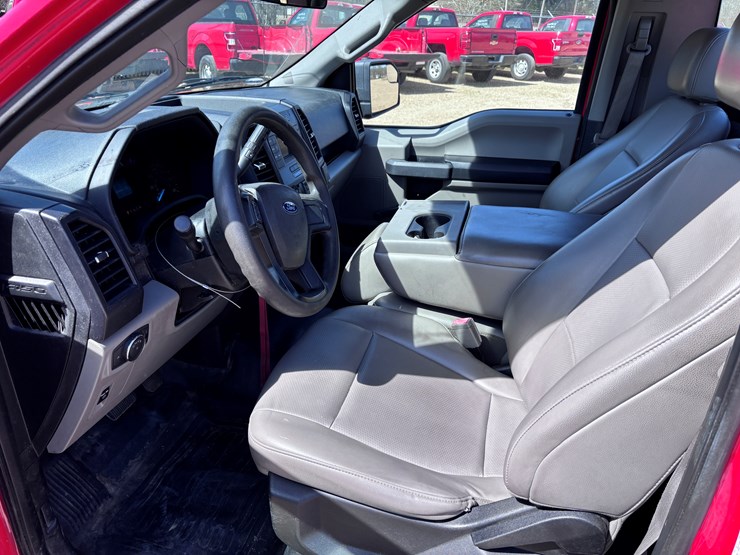 2018-ford-f150-xl-image-5