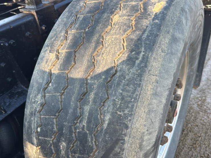 #119-•-2018-kenworth-log-truck-image-40