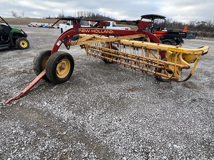 new-holland-256-image-1