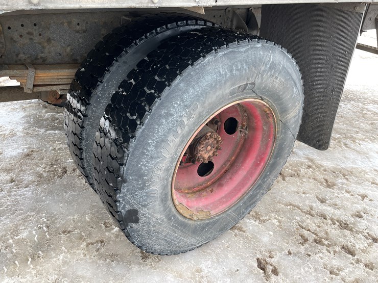 2001-caterpillar-3126-image-19