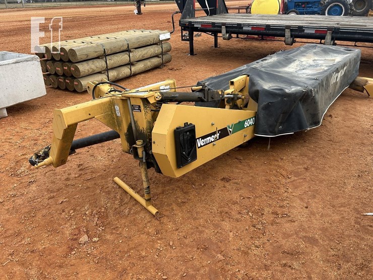 hay-mower-8'-vermeer-image-2