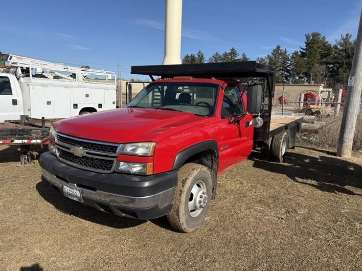 2007-chevrolet-3500-image-1