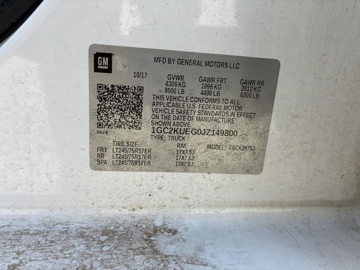 2018-chevrolet-2500-image-18