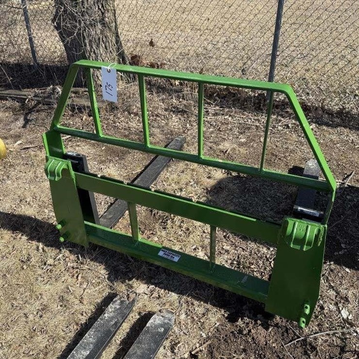 New Kivel 48" Universal Attach Pallet Forks