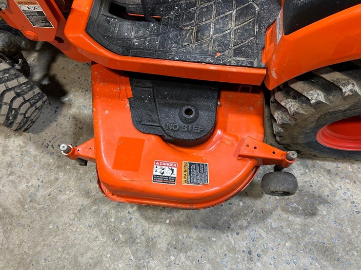 2019-kubota-bx2380-image-19