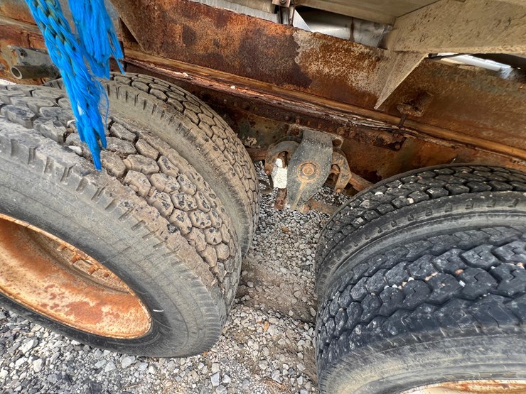 freightliner-tender-truck---adams-tender-image-28