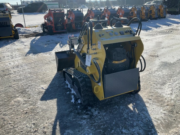 #1013-•-unused-landhero-t460-mini-skid-steer-loader-image-3