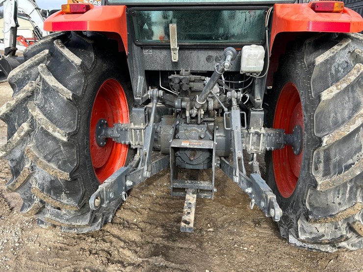 2019-kubota-m6s-111-image-13