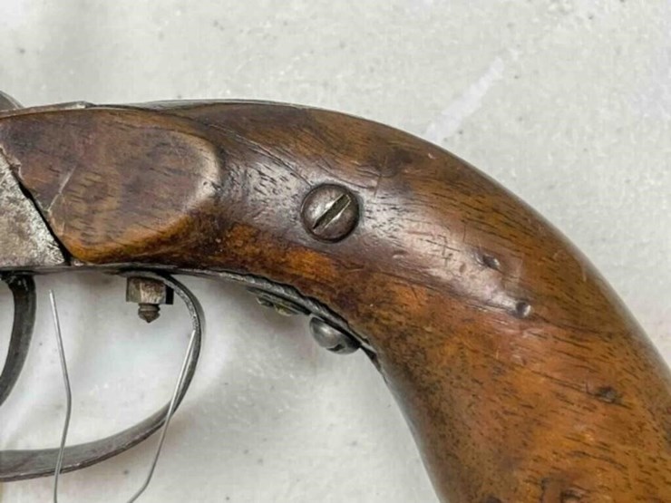 vintage-pistol-image-5