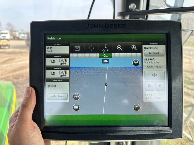 john-deere-10-image-1