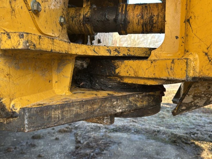 2022-tigercat-610e-image-31