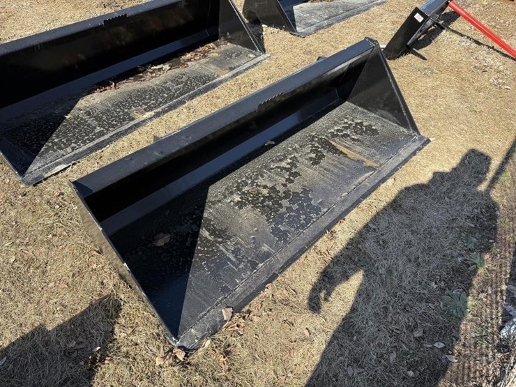 new-swict-78"-universal-attach-bucket-image-1