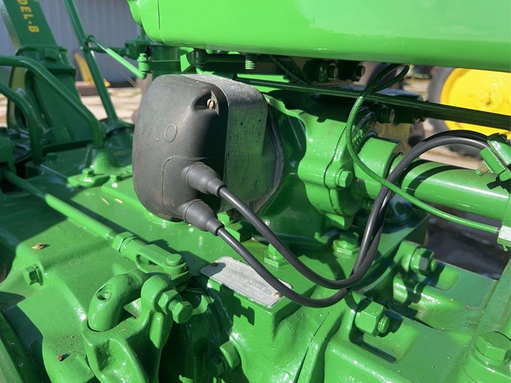 john-deere-model-b-image-30