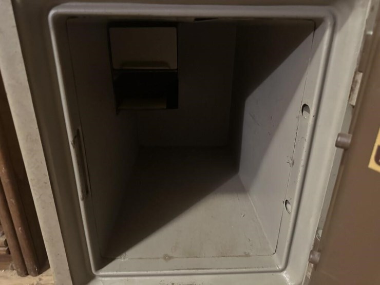 keep-safe-combination-safe-image-4