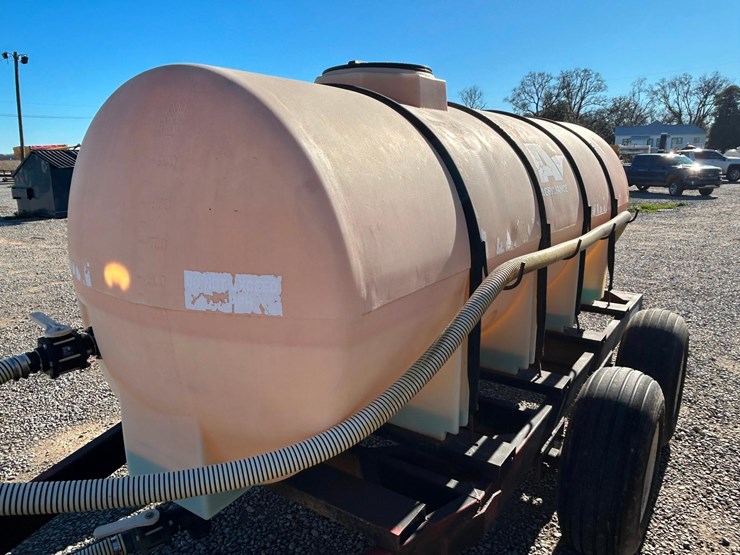 adams-nurse-trailer-tank-image-2