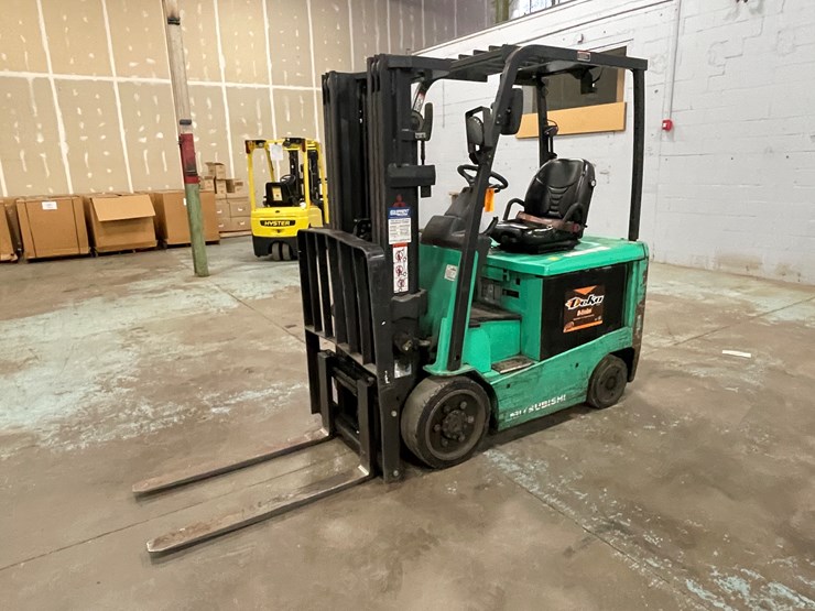 #181-•-2017-mitsubishi-electric-forklift-image-1