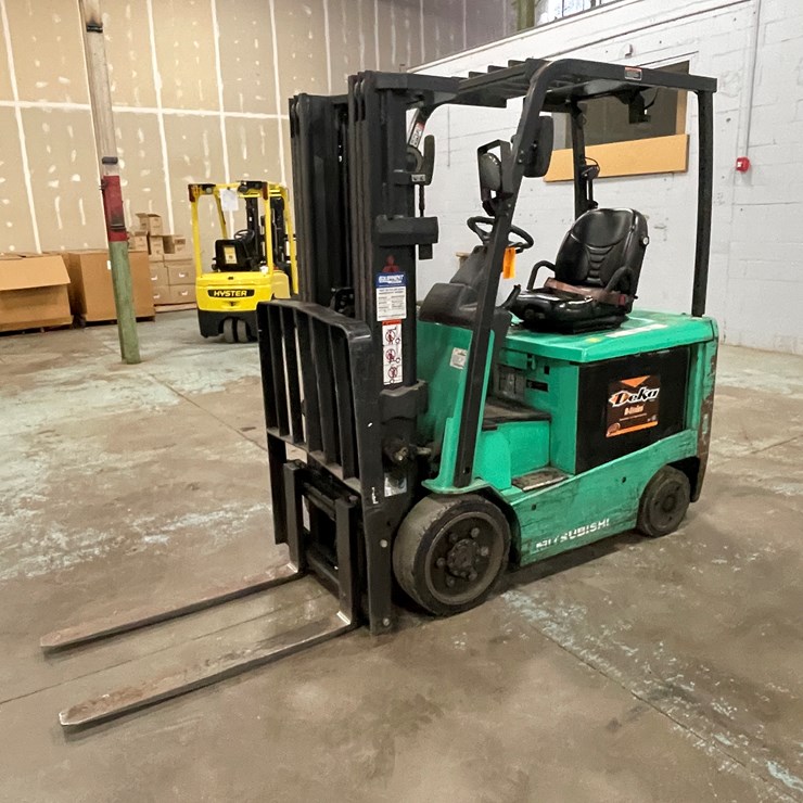 #181 • 2017 Mitsubishi Electric Forklift