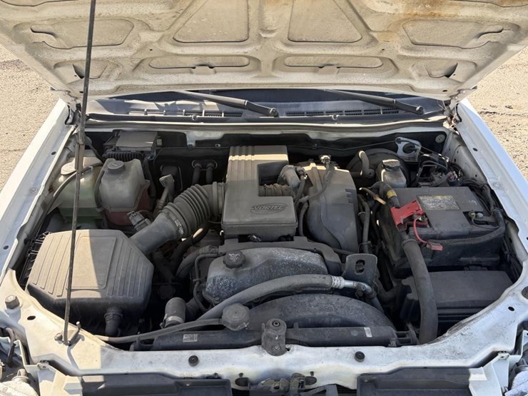 2011-chevrolet-colorado-image-17