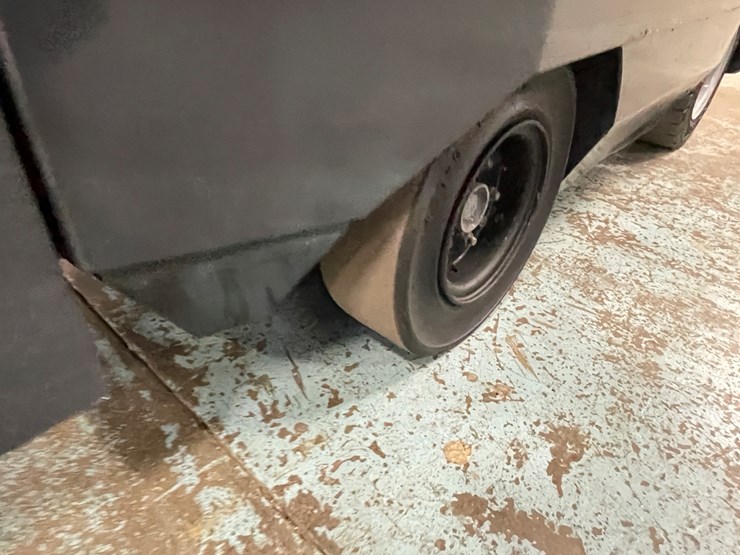 #190-•-2017-taylor-dunn-huskey-ii-electric-warehouse-vehicle-image-21