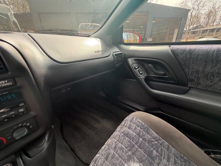 #30933-•-2002-chevrolet-camaro-z28-2-door-convertible-image-14