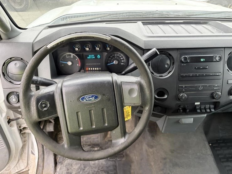 2011-ford-f450-image-12