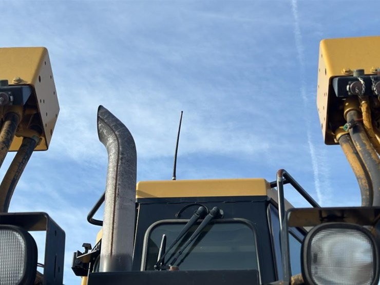 2002-caterpillar-d6r-xw-image-33