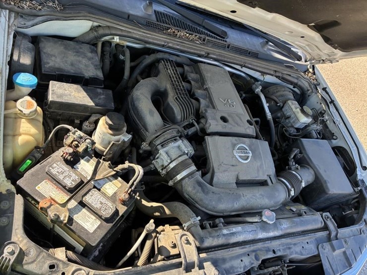 2018-nissan-frontier-sv-image-7