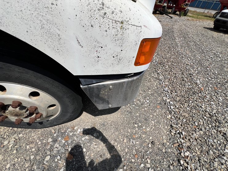 1996-international-a-image-28