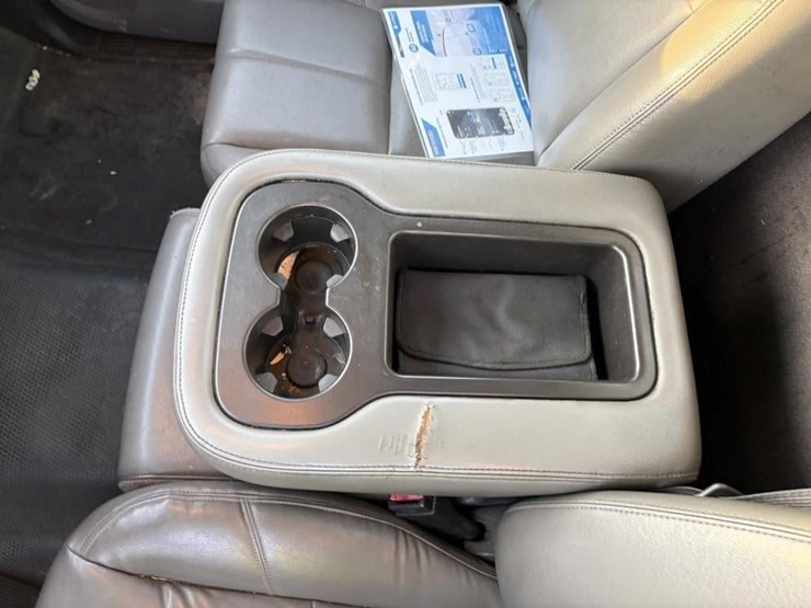 2008-chevrolet-3500-image-13