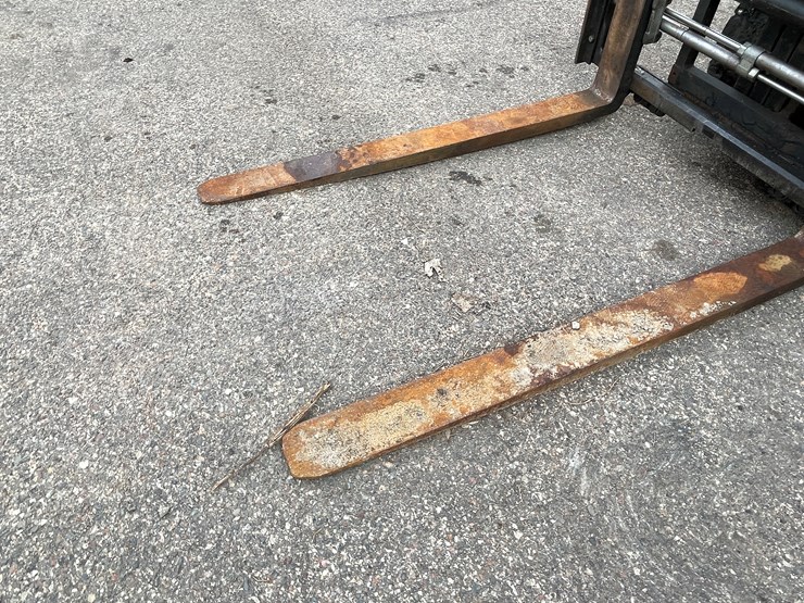 2019-hyundai-25lc-7a-image-10