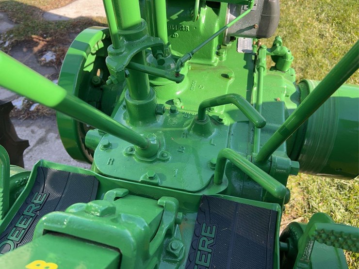 john-deere-model-b-image-53