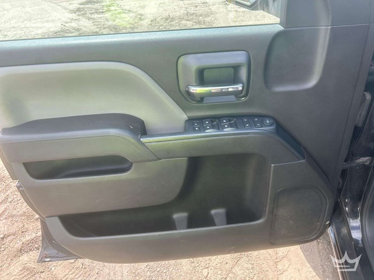 2016-chevrolet-silverado-1500-image-5