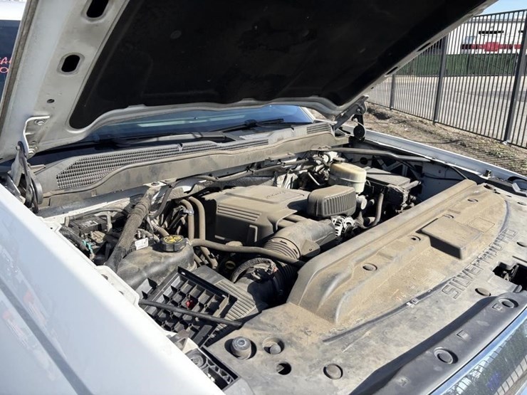 2017-chevrolet-silverado-2500-image-7