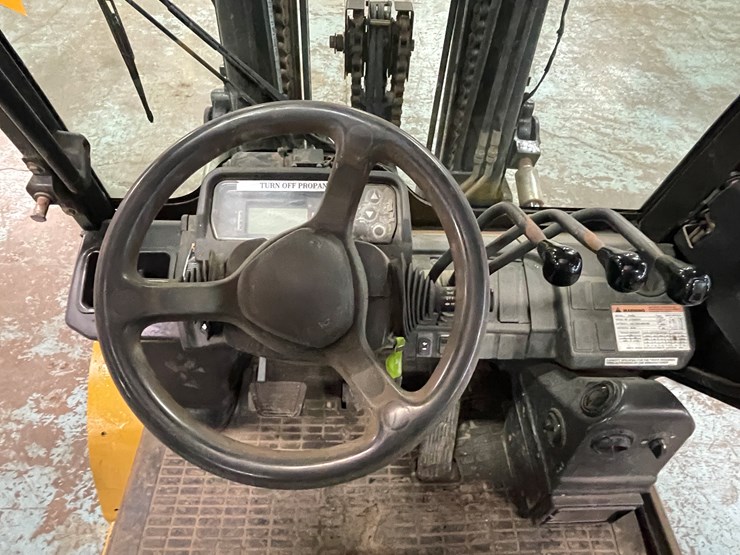 2012-caterpillar-p10000-image-38