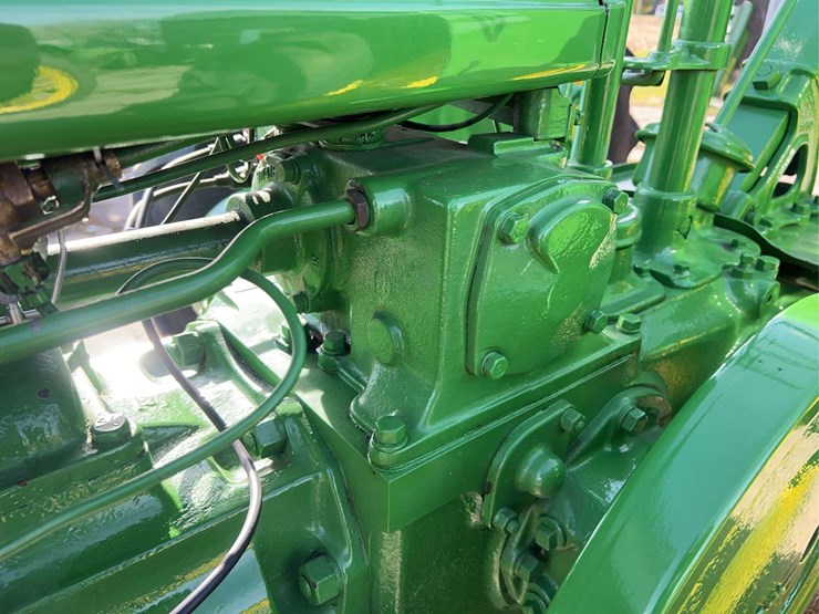 john-deere-model-b-image-61