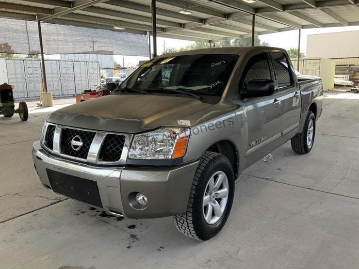 2007-nissan-titan-image-4