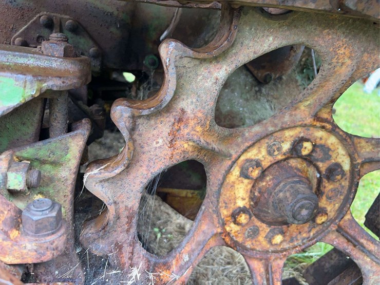 john-deere-40-image-60