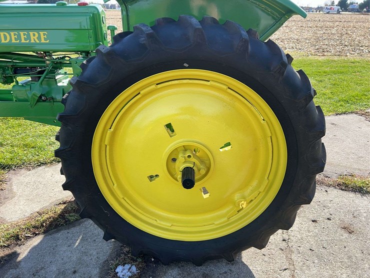 john-deere-model-b-image-59