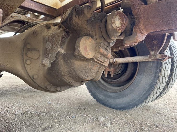 1985-ford-ltl9000-image-24