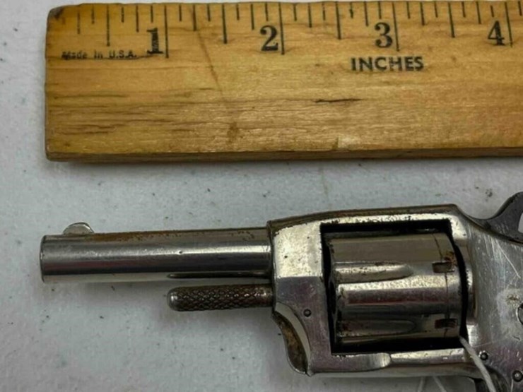 defender-revolver-image-2