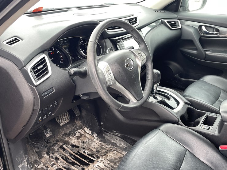 2015-nissan-rogue-sl-image-22