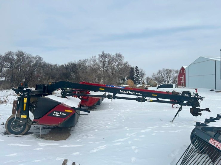 2021-macdon-r116pt-discbine-image-4