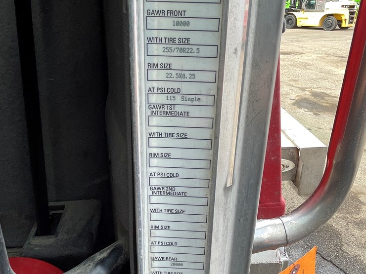 2018-peterbilt-337-image-83