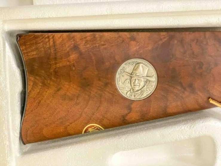 winchester-rifle-image-2