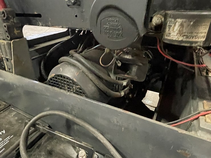 #190-•-2017-taylor-dunn-huskey-ii-electric-warehouse-vehicle-image-36