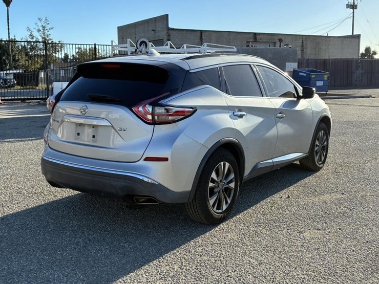 2018-nissan-murano-sv-image-3