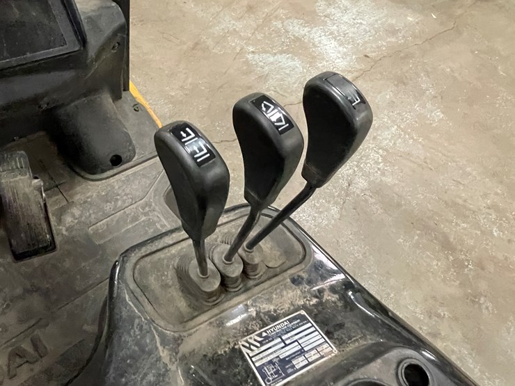 2021-hyundai-25l-9a-image-30