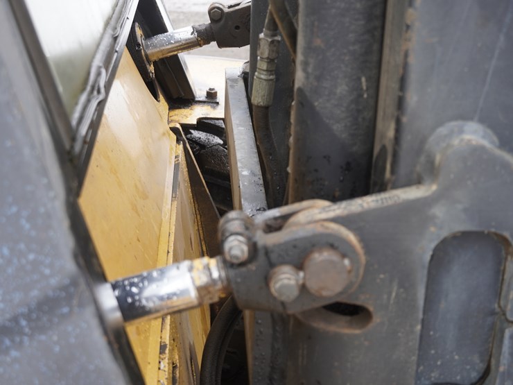 #106-•-hyster-135-forklift-image-50