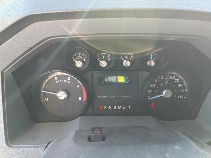 2011-ford-f550-image-14